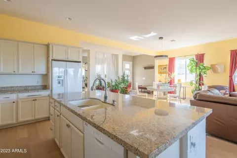 912 E La Mirada Dr, Phoenix, AZ 85042 photo 18