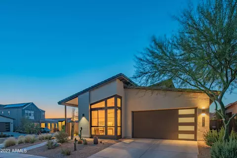 912 E La Mirada Dr, Phoenix, AZ 85042 photo 2