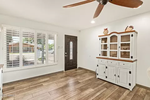 302 E Griswold Rd, Phoenix, AZ 85020 photo 4