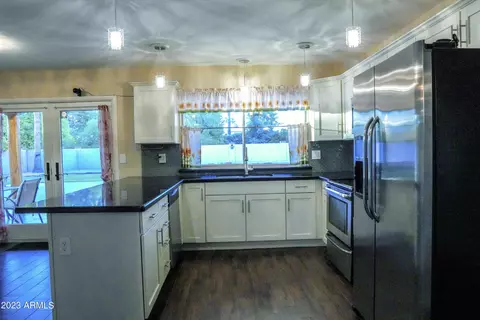 202 E Sharon Ave, Phoenix, AZ 85022 photo 14