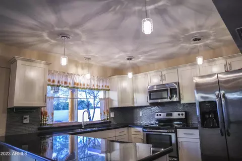 202 E Sharon Ave, Phoenix, AZ 85022 photo 20