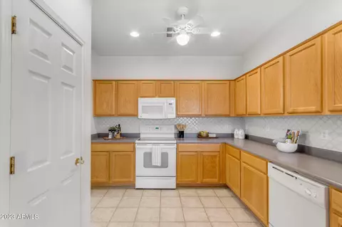 4114 E Azalea Dr, Gilbert, AZ 85298 photo 8