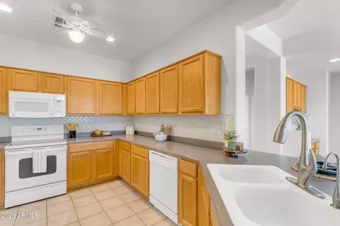 4114 E Azalea Dr, Gilbert, AZ 85298 photo 9