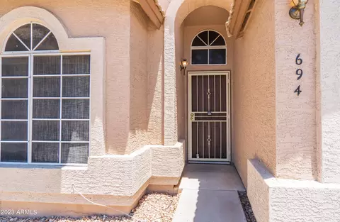 694 W Orange Dr, Gilbert, AZ 85233 photo 3