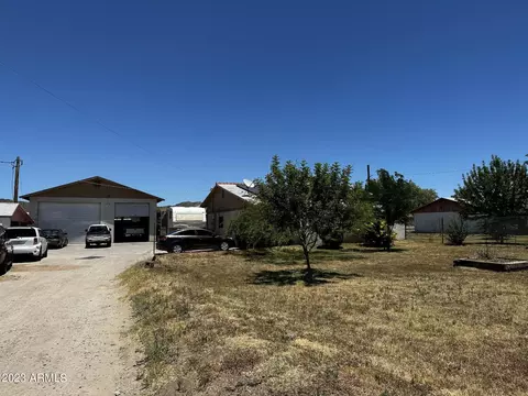 4412 W Estrella Dr, Laveen, AZ 85339