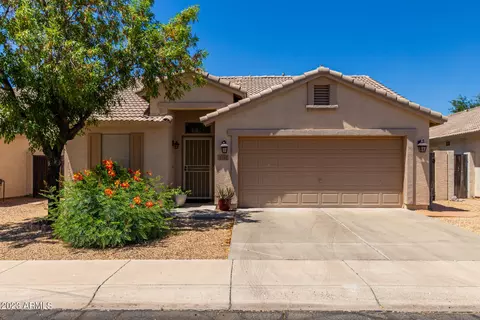 2742 E Dolphin Cir, Mesa, AZ 85204