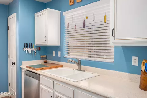 2742 E Dolphin Cir, Mesa, AZ 85204 photo 13