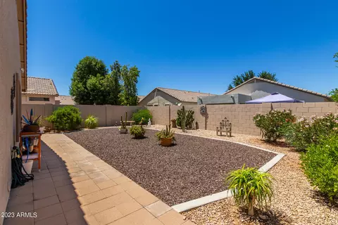 2742 E Dolphin Cir, Mesa, AZ 85204 photo 8