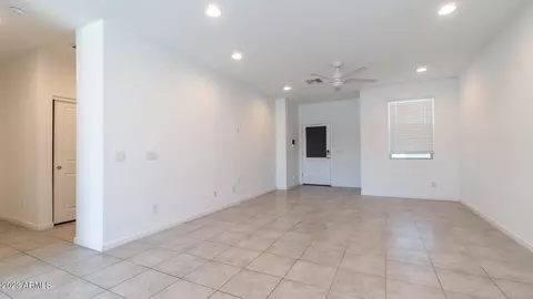 6844 W Trumbull Rd, Phoenix, AZ 85043 photo 11
