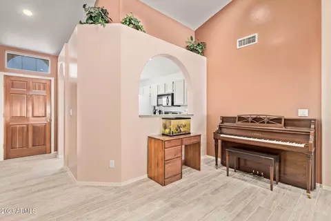 1030 S Surfside Dr, Gilbert, AZ 85233 photo 8