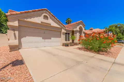 1030 S Surfside Dr, Gilbert, AZ 85233 photo 5
