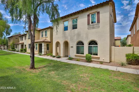3465 S Swan Dr, Gilbert, AZ 85297