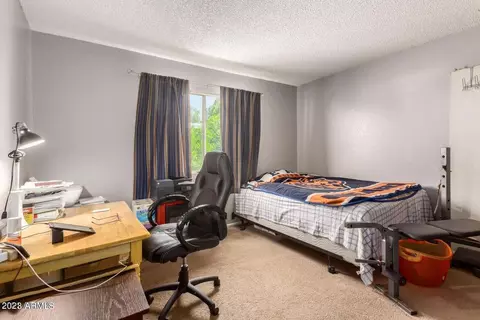143 S Mountain Rd, Apache Junction, AZ 85120 photo 9