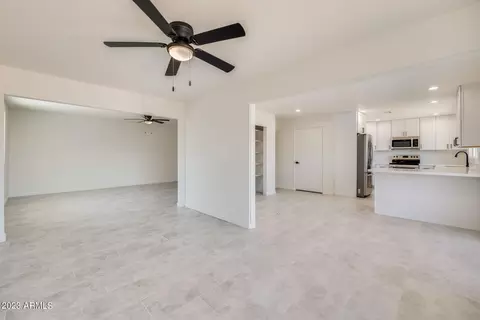 3630 W Crocus Dr, Phoenix, AZ 85053 photo 11