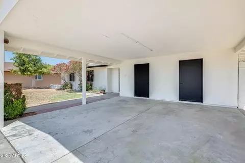 3630 W Crocus Dr, Phoenix, AZ 85053 photo 4