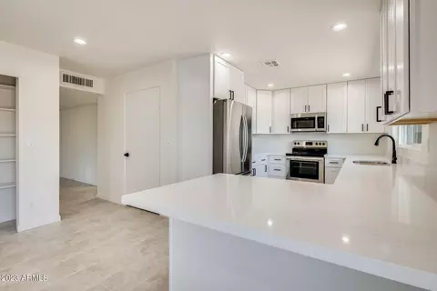 3630 W Crocus Dr, Phoenix, AZ 85053 photo 18