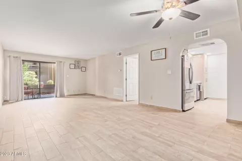 3825 E Camelback Rd #170, Phoenix, AZ 85018 photo 5