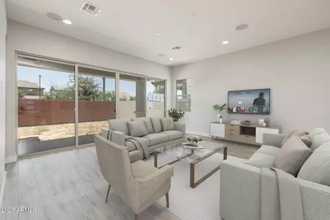 2706 S Oliver St, Gilbert, AZ 85295 photo 5