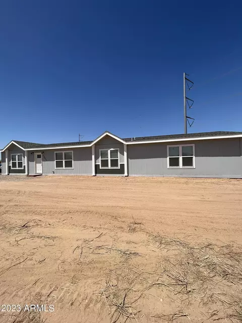 56411 W Cypress Ln, Maricopa, AZ 85139