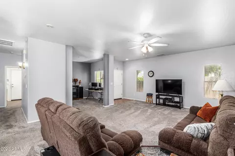10327 E Knowles Ave, Mesa, AZ 85209 photo 9