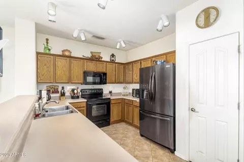 10327 E Knowles Ave, Mesa, AZ 85209 photo 13
