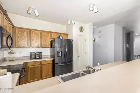 10327 E Knowles Ave, Mesa, AZ 85209 photo 11