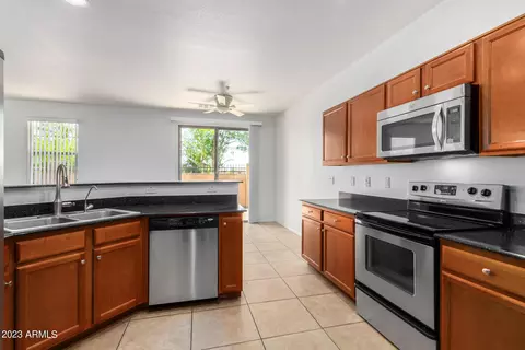2926 E Dunbar Dr, Phoenix, AZ 85042 photo 15