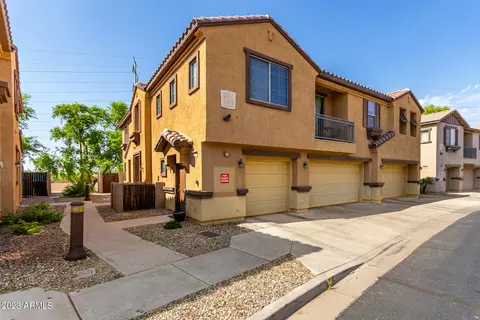 2926 E Dunbar Dr, Phoenix, AZ 85042 photo 1