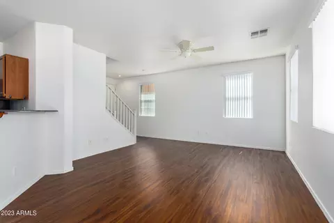 2926 E Dunbar Dr, Phoenix, AZ 85042 photo 9