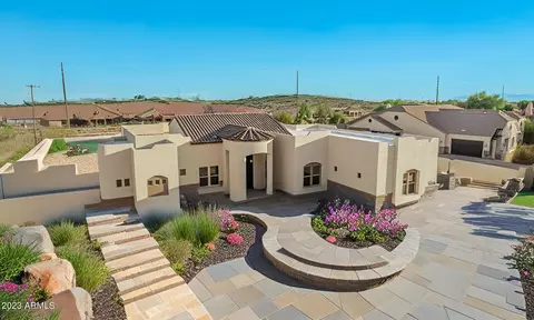10043 E Hillview St, Mesa, AZ 85207
