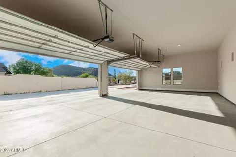 10043 E Hillview St, Mesa, AZ 85207 photo 6