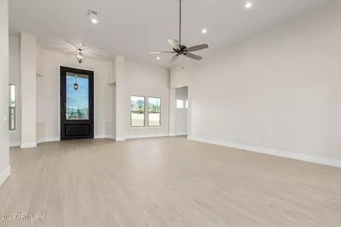 10043 E Hillview St, Mesa, AZ 85207 photo 9