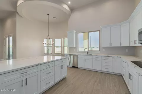 10043 E Hillview St, Mesa, AZ 85207 photo 12