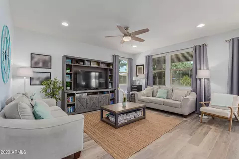 5052 E Gary St, Mesa, AZ 85205 photo 4