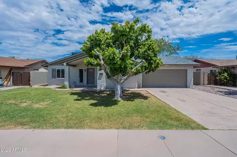 3917 S Mitchell Dr, Tempe, AZ 85282 photo 3