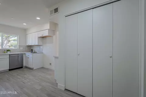 3917 S Mitchell Dr, Tempe, AZ 85282 photo 11