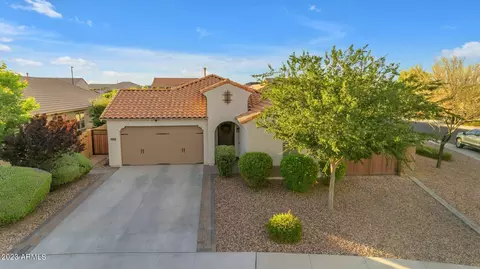 2232 E Gillcrest Rd, Gilbert, AZ 85298 photo 2