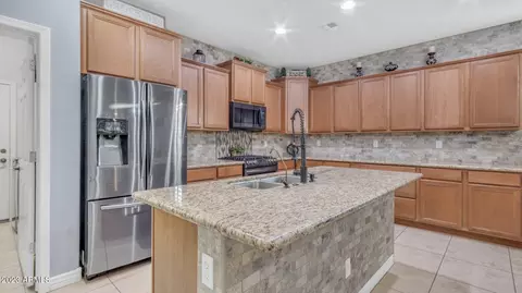 2232 E Gillcrest Rd, Gilbert, AZ 85298 photo 24
