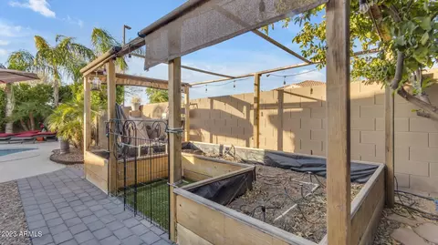 2232 E Gillcrest Rd, Gilbert, AZ 85298 photo 17