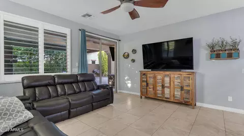2232 E Gillcrest Rd, Gilbert, AZ 85298 photo 8