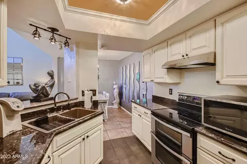 148 E Beck Ln, Phoenix, AZ 85022 photo 9