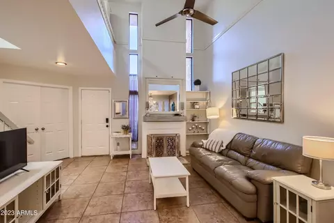 148 E Beck Ln, Phoenix, AZ 85022 photo 5