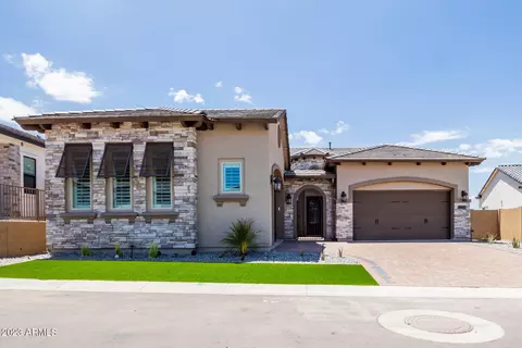 5729 E Sanford St, Mesa, AZ 85215