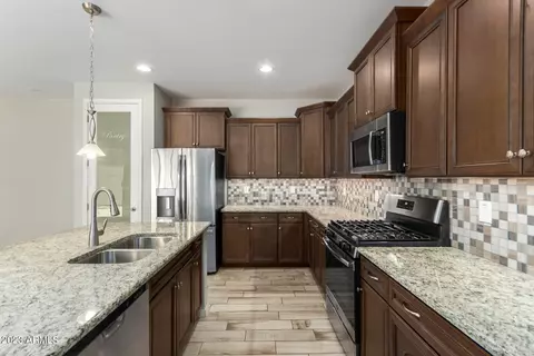 3917 E Perkinsville St, Gilbert, AZ 85295 photo 4