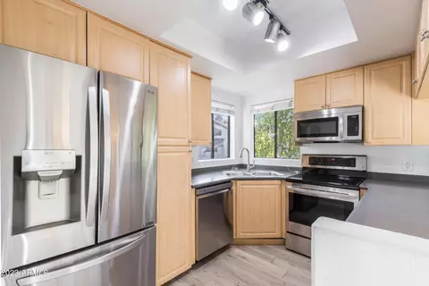 7008 E Gold Dust Ave #238, Paradise Valley, AZ 85253