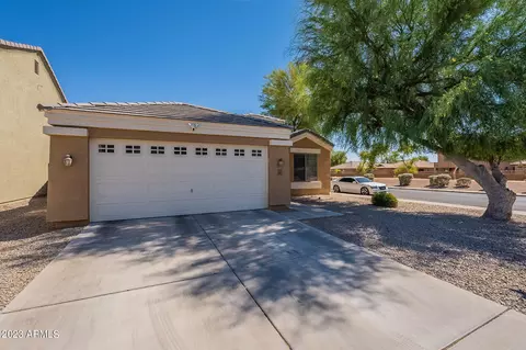 8641 W Crown King Rd, Tolleson, AZ 85353