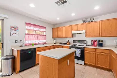 3256 Elgin St, Gilbert, AZ 85295 photo 8