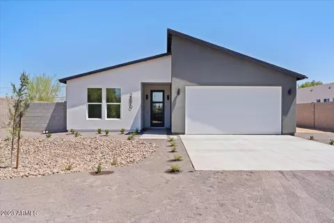 2890 E Angela Dr, Phoenix, AZ 85032