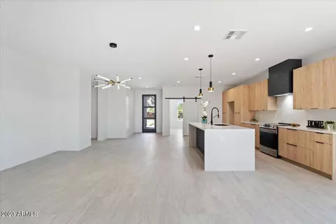 2890 E Angela Dr, Phoenix, AZ 85032 photo 7