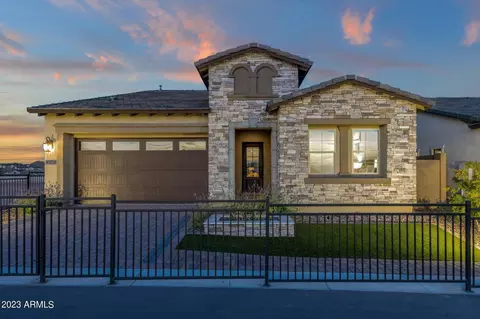 3743 N 56th St, Mesa, AZ 85215